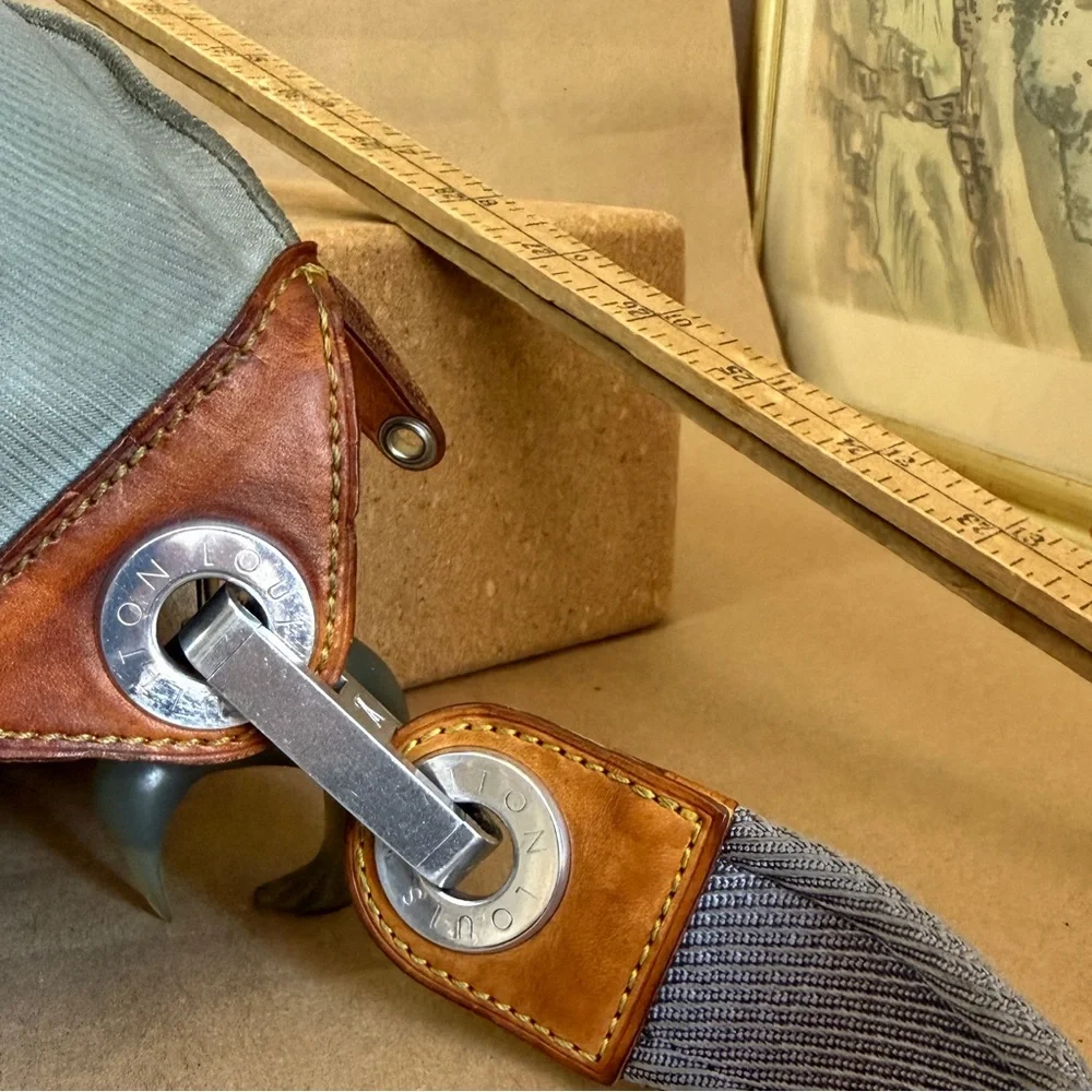 VTG Louis Vuitton Large Bag & Coin Purse from LV2000 Cup in New Zealand. - Picture 9 of 16